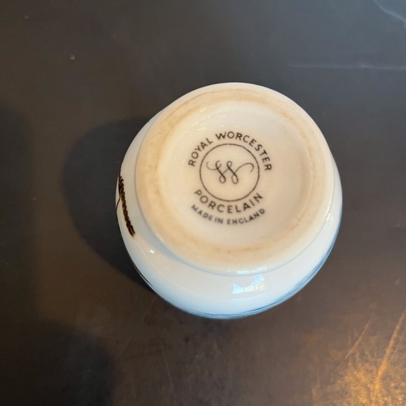 Royal Worcester Porcelain Large Egg Coddler- Birds - Picture 7 of 8